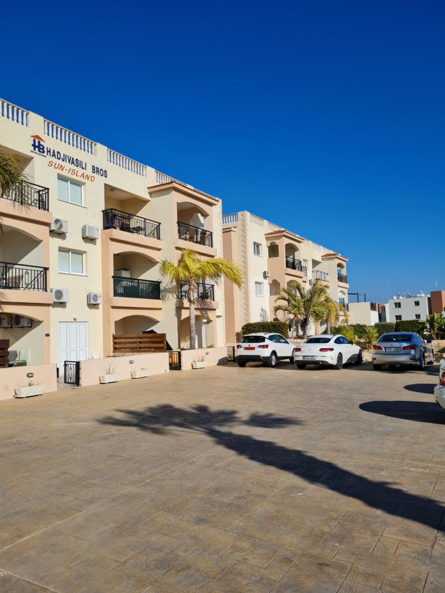 Michaela'S Apartment Paphos Luaran gambar
